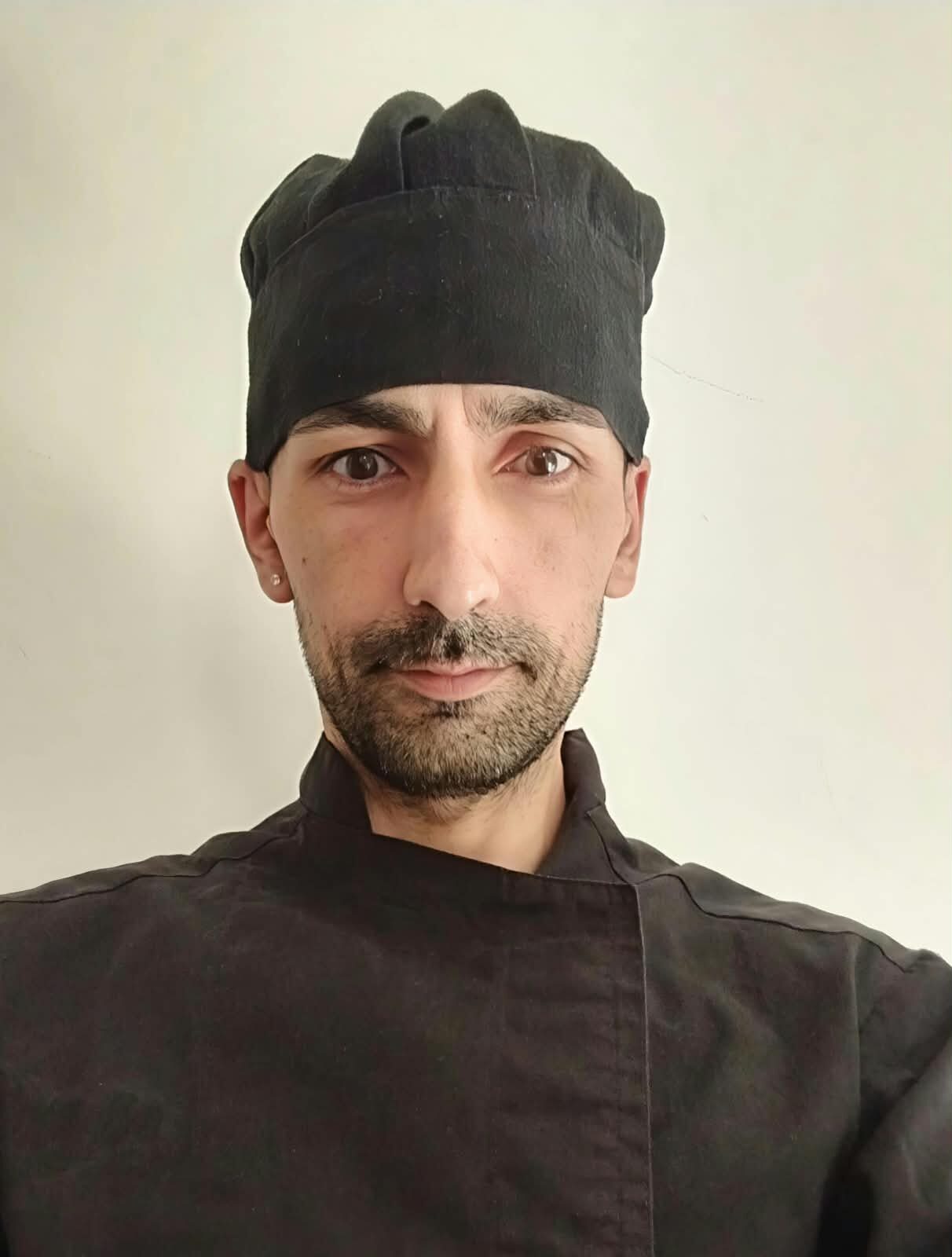 Simone Calì, chef e autore di Cucina Germogliata